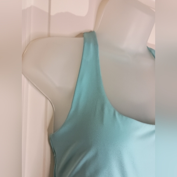 2/$30 Comfort in Bloom Light Blue Maternity Racerback LAMAZE active top (#1,099) - Picture 2 of 11